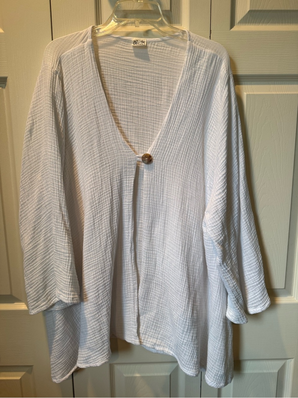# Et'Lois 2X White Textured Gauze One-button Jacket